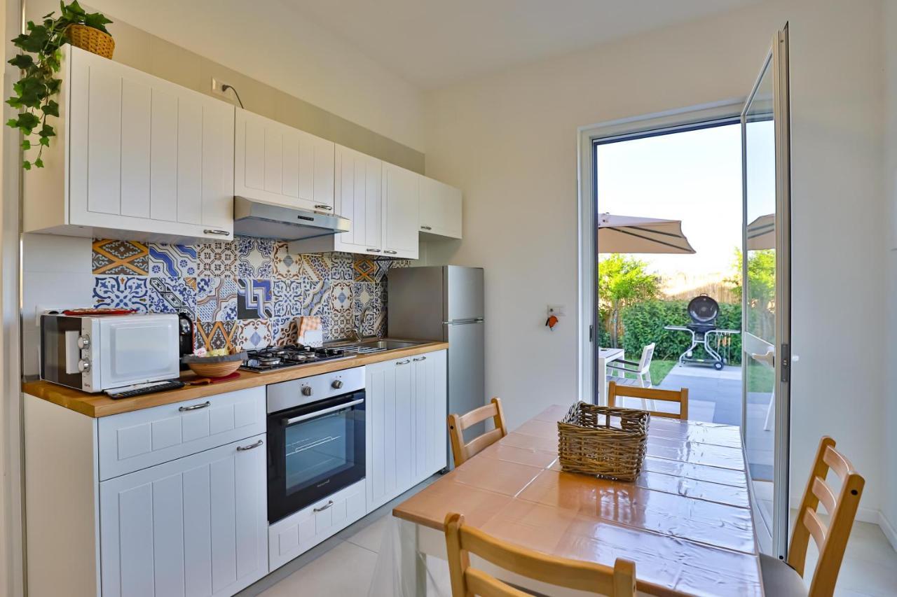 Apartamento I Giardini Dell'Olimpo Paestum Exterior foto
