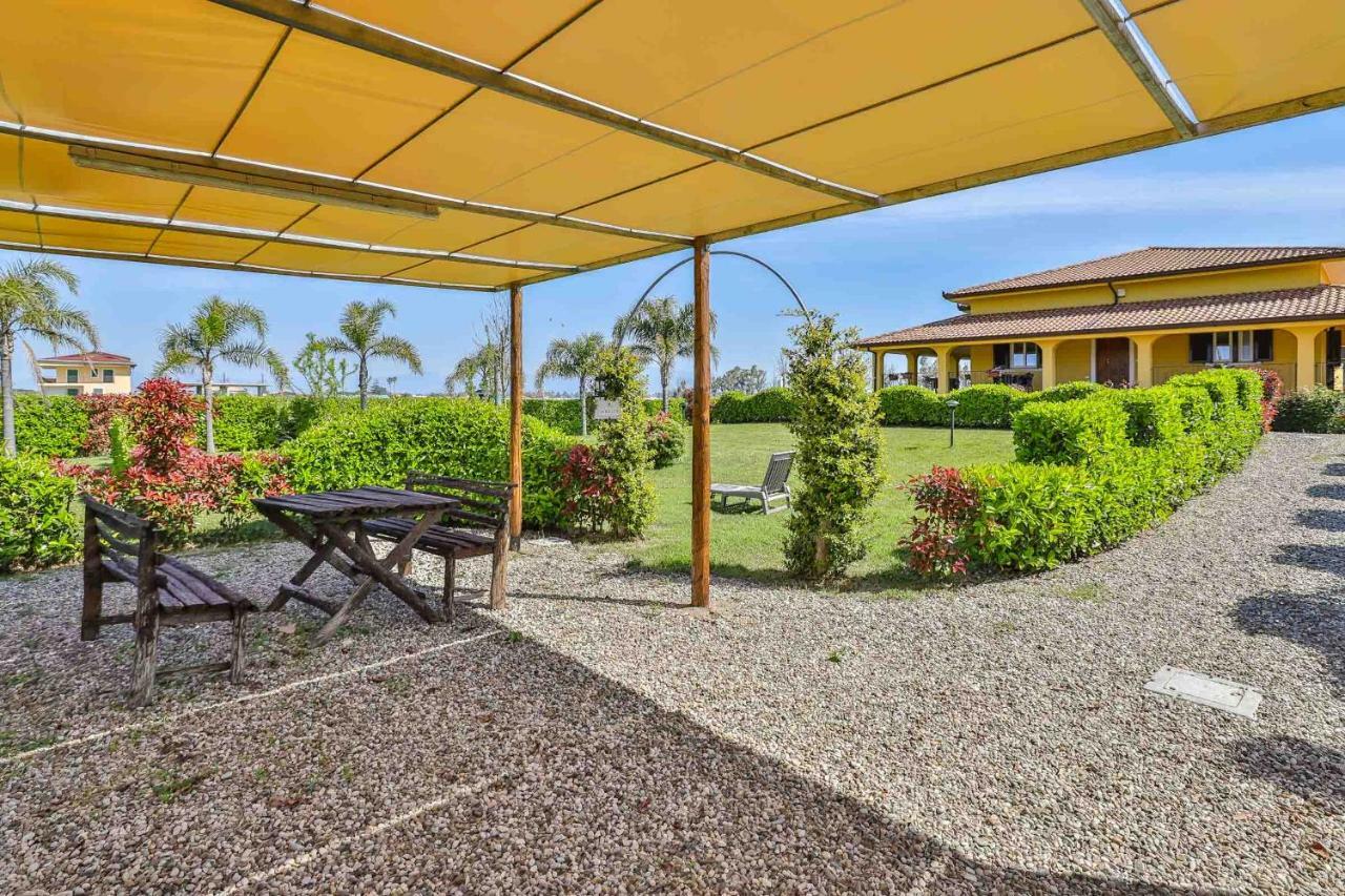 Apartamento I Giardini Dell'Olimpo Paestum Exterior foto